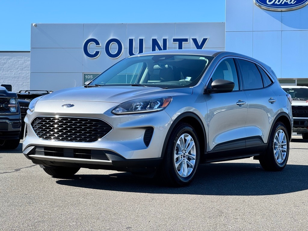 Used 2022 Ford Escape SE with VIN 1FMCU0G6XNUB81714 for sale in Graham, NC