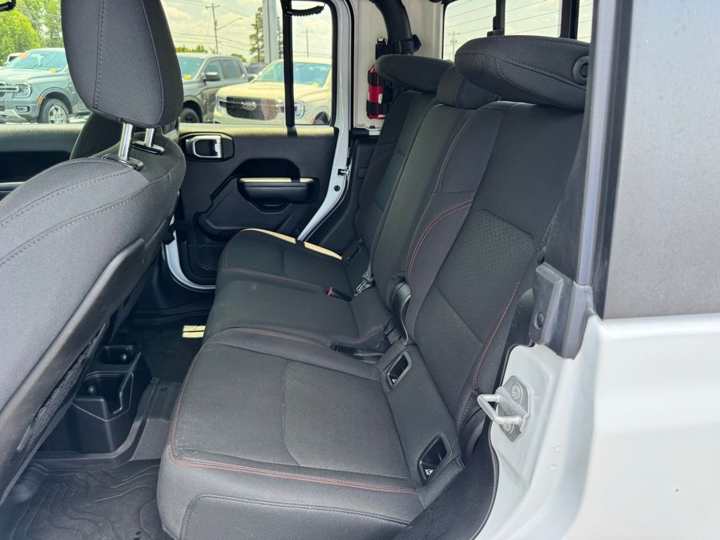 2020 Jeep Gladiator Rubicon - Photo 28