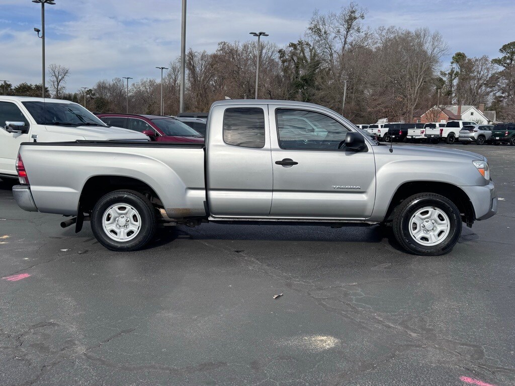 Used 2015 Toyota Tacoma Base Truck