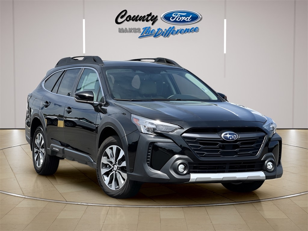 2023 Subaru Outback Limited's photo