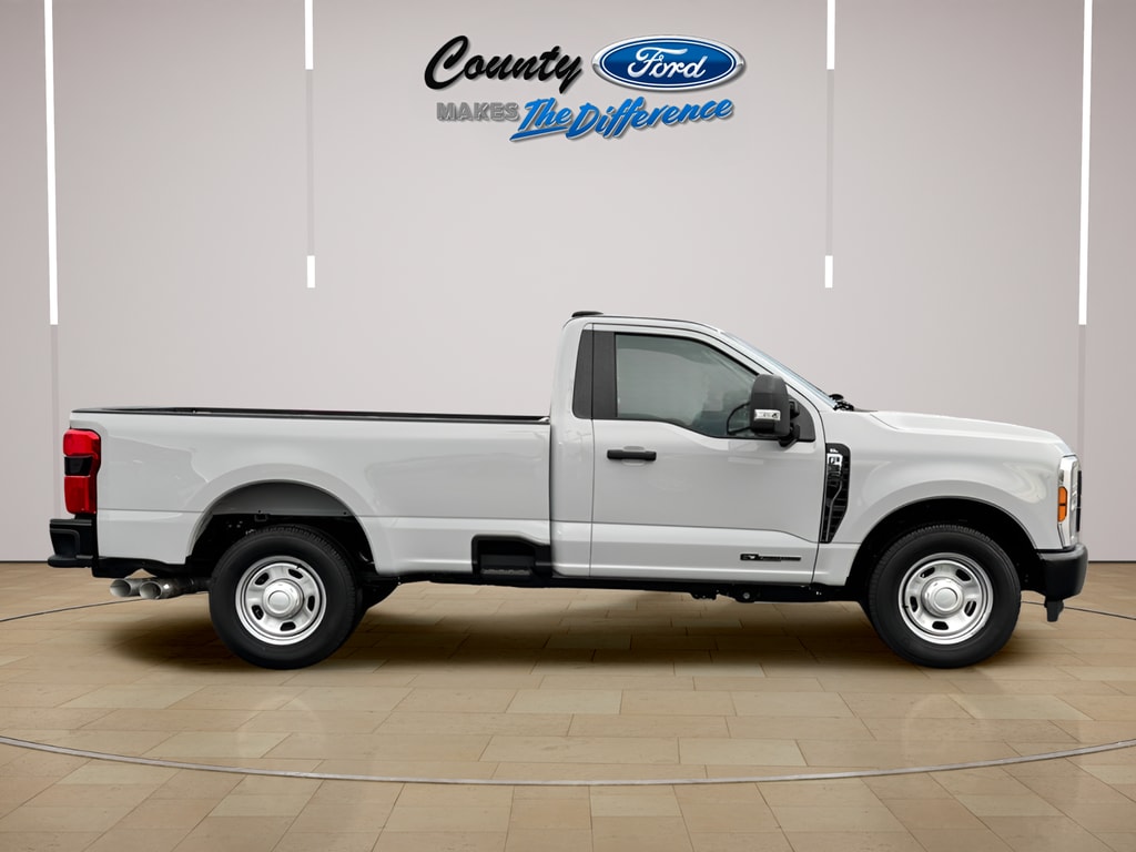 2025 Ford F-350 Super Duty XL - Photo 10
