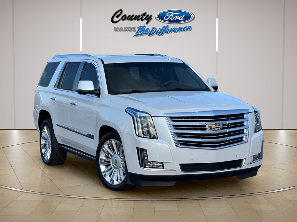 2016 Cadillac Escalade AWD Platinum's photo