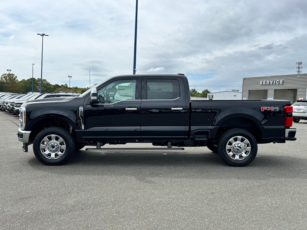 2026 Ford F-250 photo 3