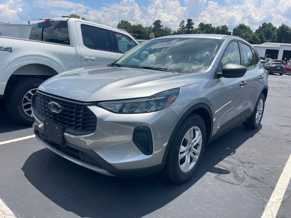 Used 2023 Ford Escape Base SUV