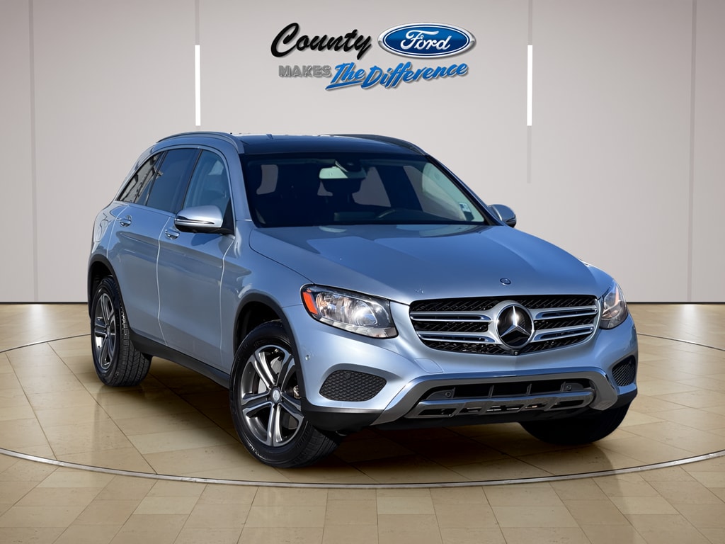 2016 Mercedes-Benz GLC GLC300 4MATIC's photo