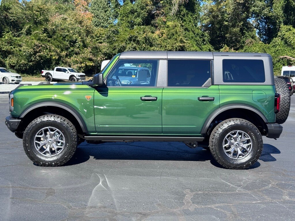 New 2025 Ford Bronco Badlands SUV