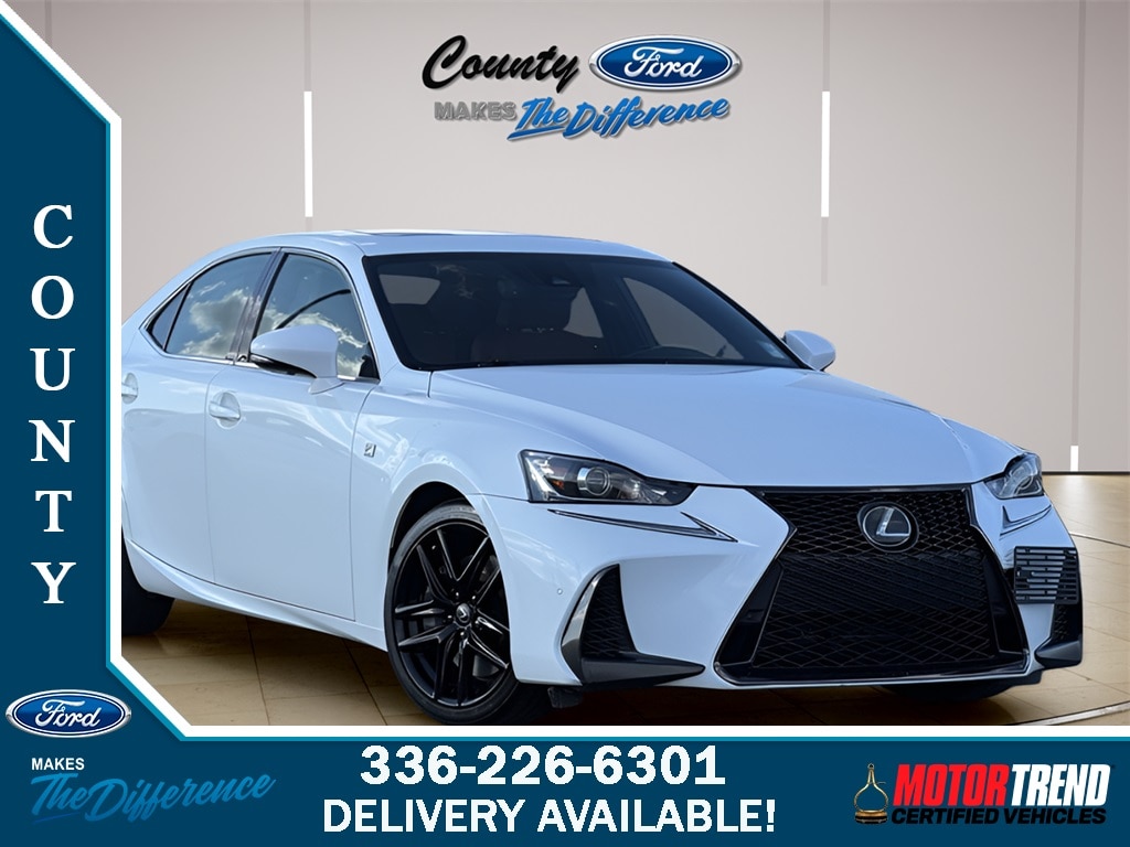 2020 Lexus IS 300 F SPORT's photo