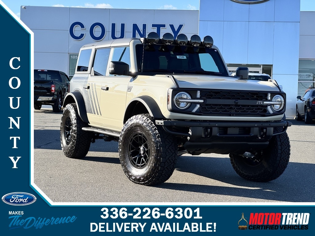 2025 Ford Bronco SUV 