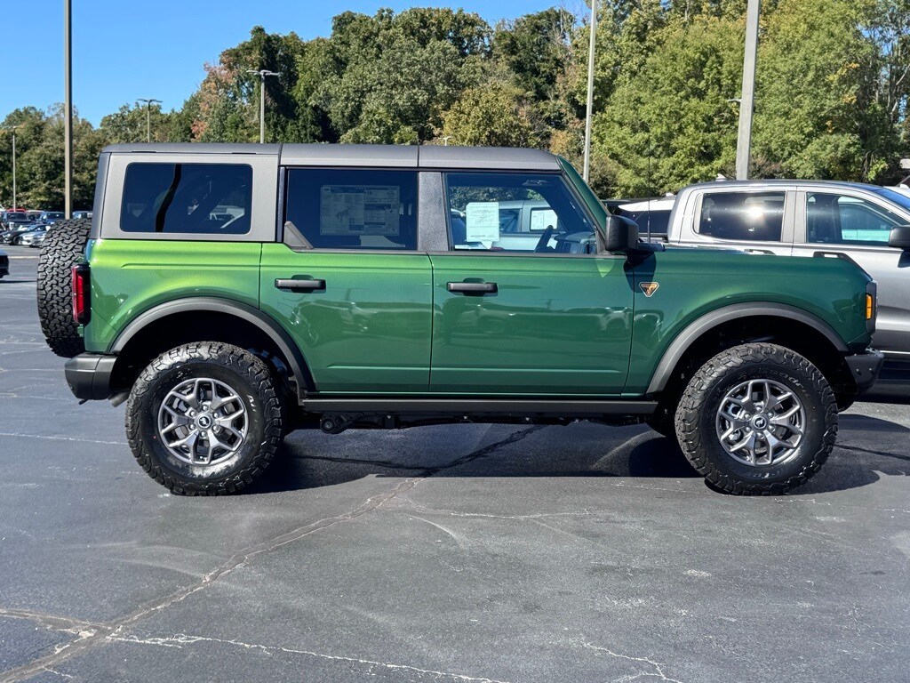 New 2025 Ford Bronco Badlands SUV