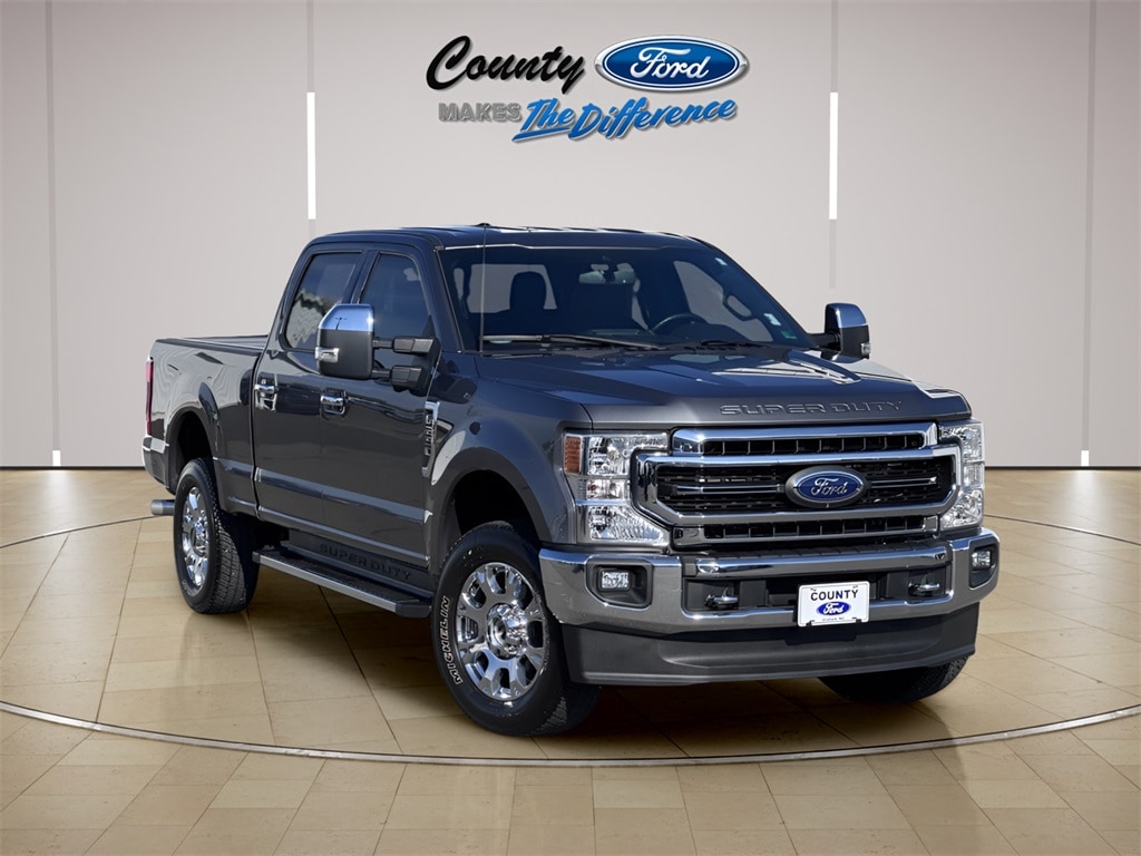 2022 Ford F-250 Super Duty Lariat's photo