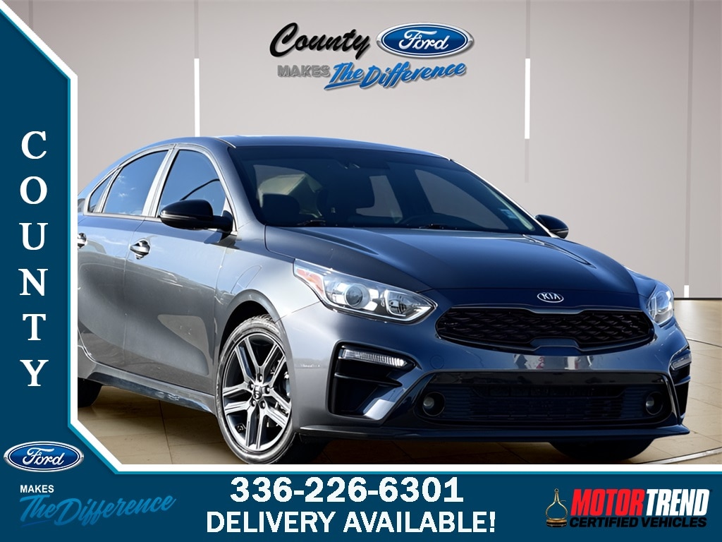 2021 Kia Forte GT-Line's photo