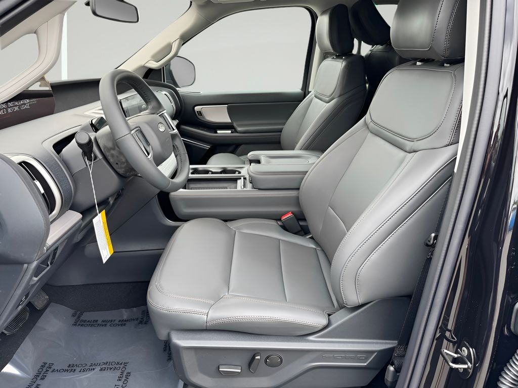 2025 Ford Expedition Active - Photo 9