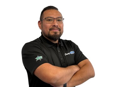 Staff member Johan Espinoza from 5a59becadaf5