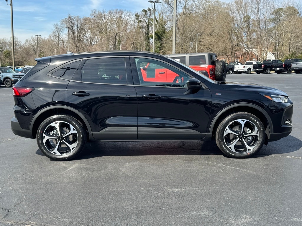 New 2025 Ford Escape ST-Line Select SUV