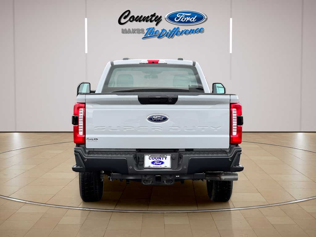 2025 Ford F-350 Super Duty XL - Photo 15