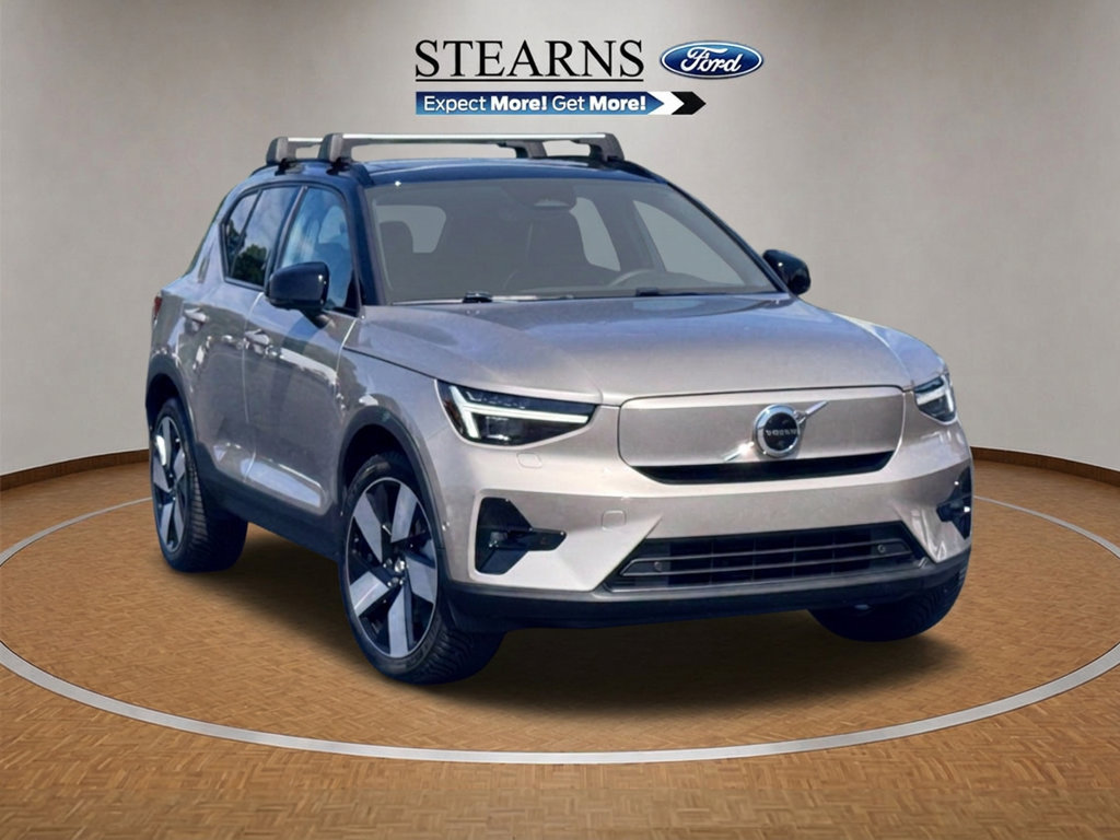 2023 Volvo XC40