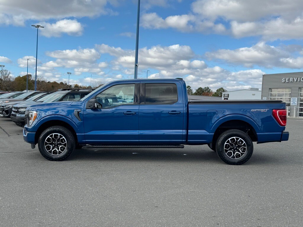2023 Ford F-150 XLT photo 3