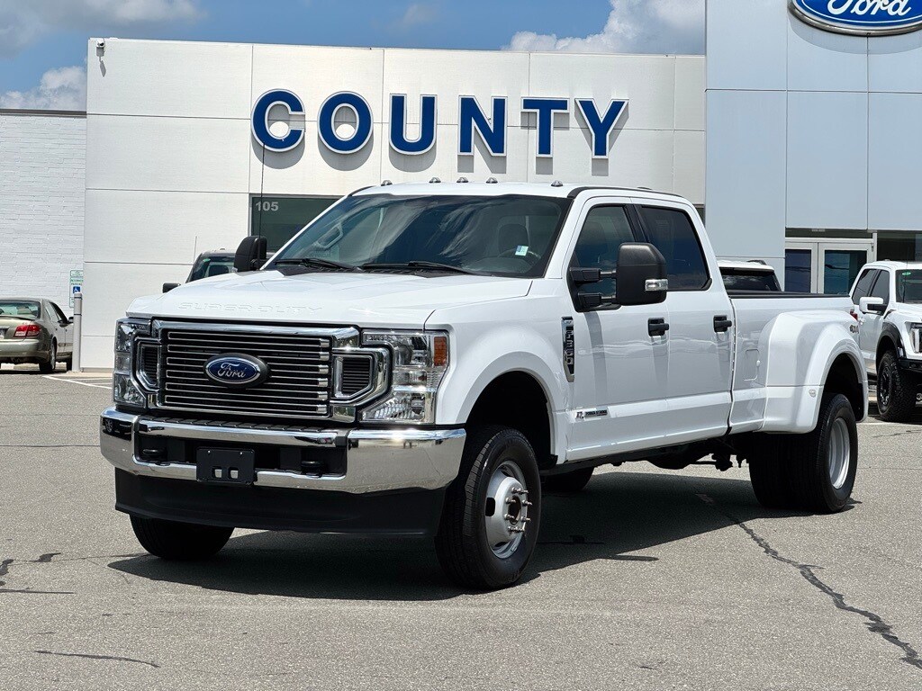 2022 Ford F-350 photo 2