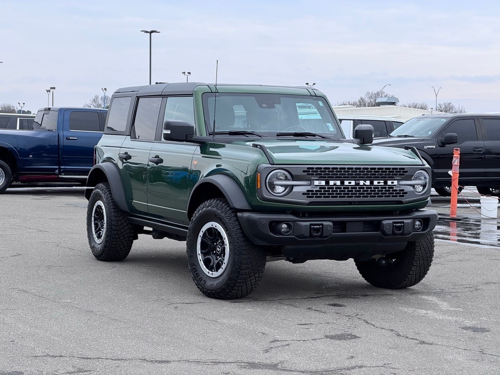 2023 Ford Bronco SUV 