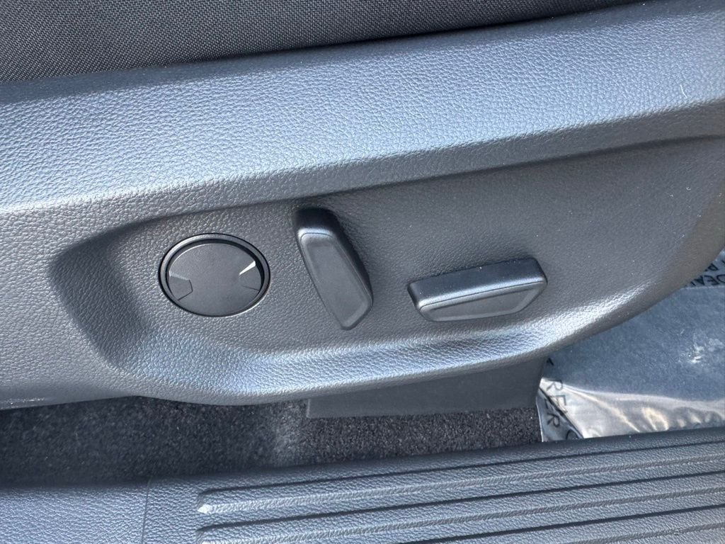 2025 Ford Ranger XLT - Photo 23