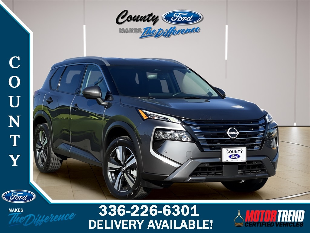 2024 Nissan Rogue SL's photo