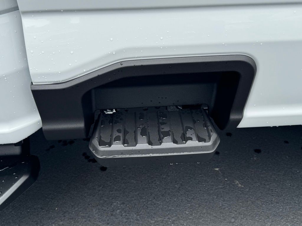 2025 Ford F-350 Super Duty XL - Photo 32