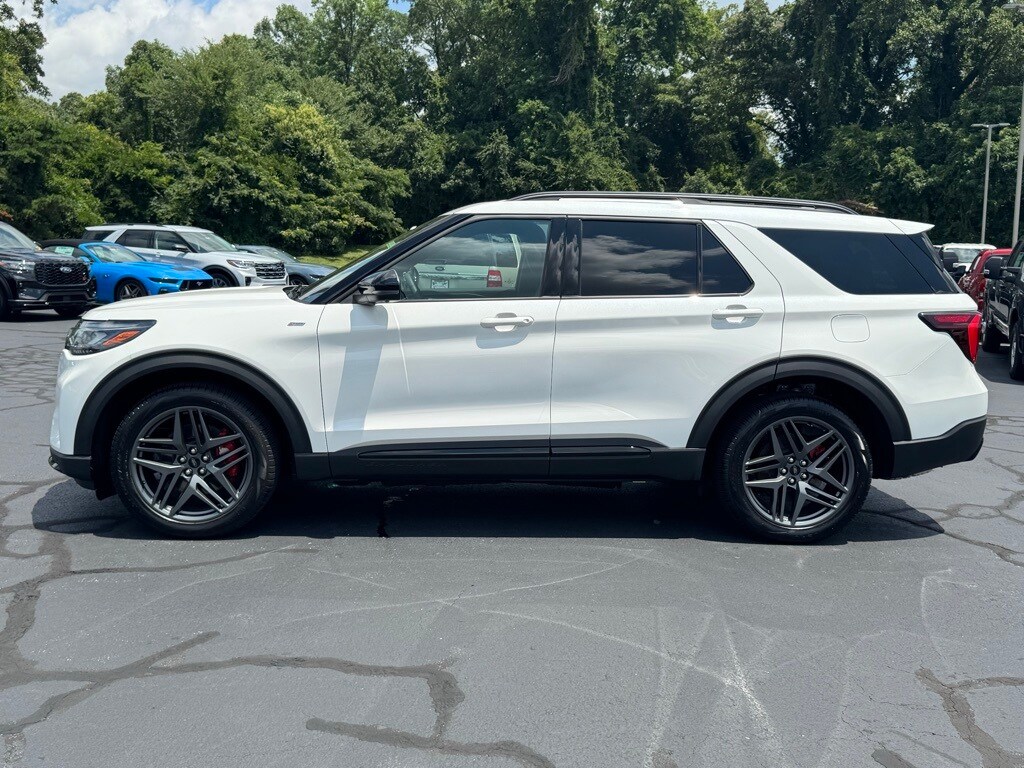 New 2025 Ford Explorer ST-Line SUV