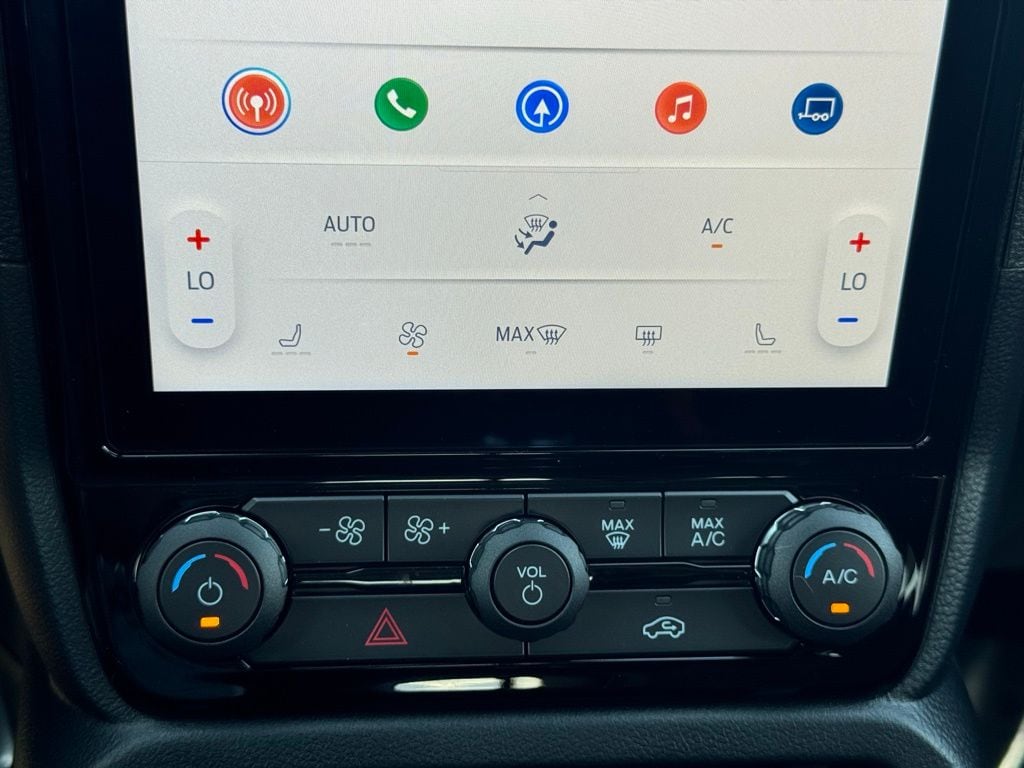 2025 Ford Ranger XLT - Photo 11