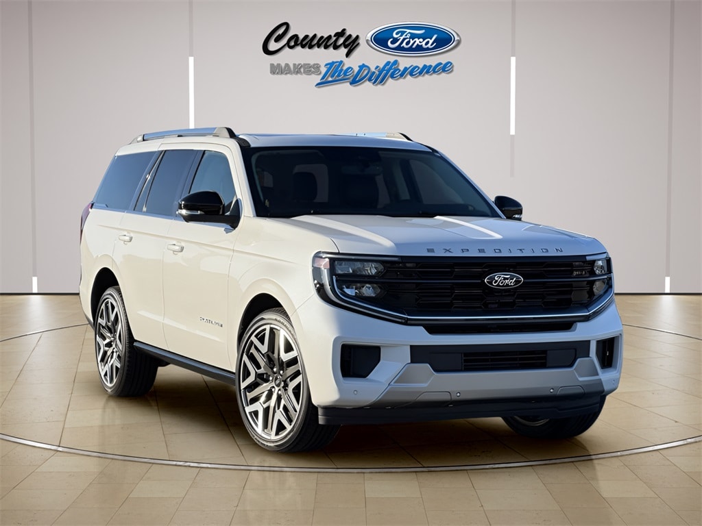 2025 Ford Expedition Platinum's photo
