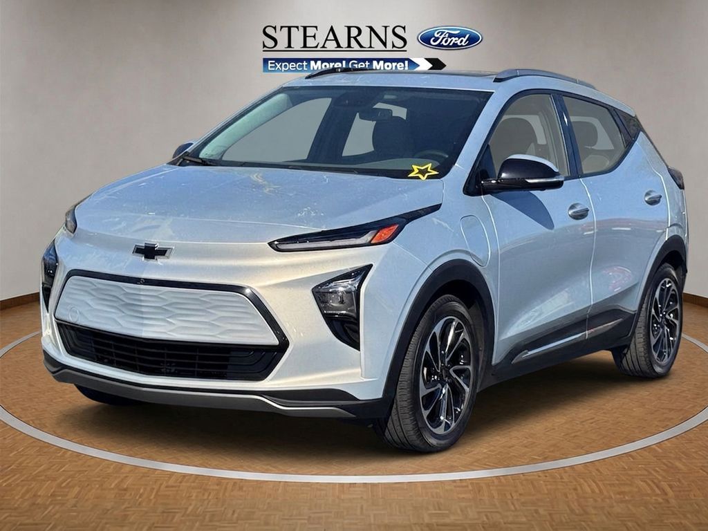Used 2023 Chevrolet Bolt EUV Premier with VIN 1G1FZ6S05P4137043 for sale in Graham, NC