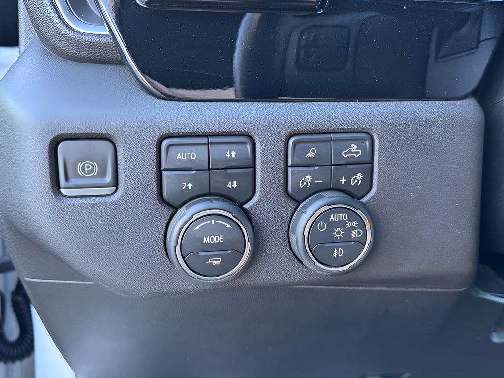 2024 Chevrolet Silverado 2500HD LTZ - Photo 19