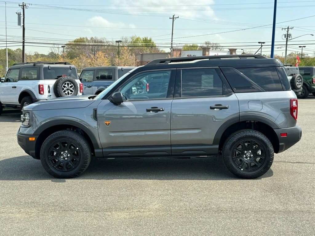 2025 Ford Bronco Sport Badlands photo 3