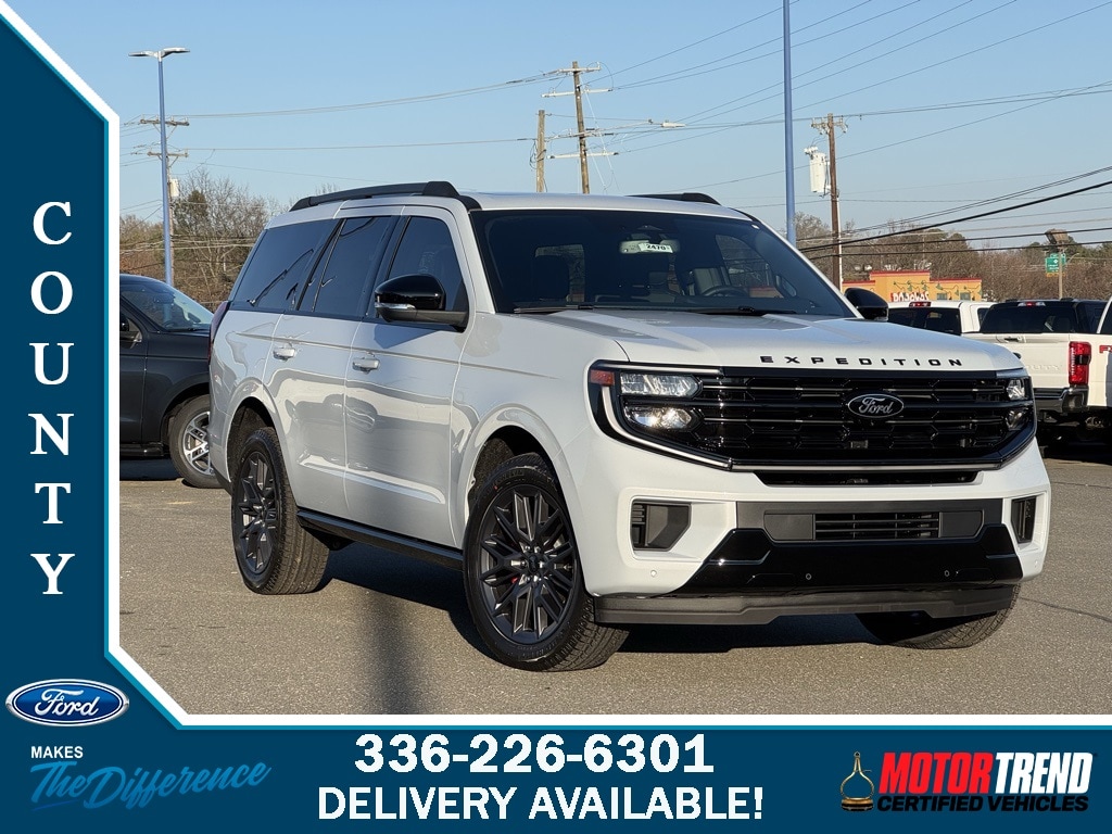 2025 Ford Expedition Platinum's photo