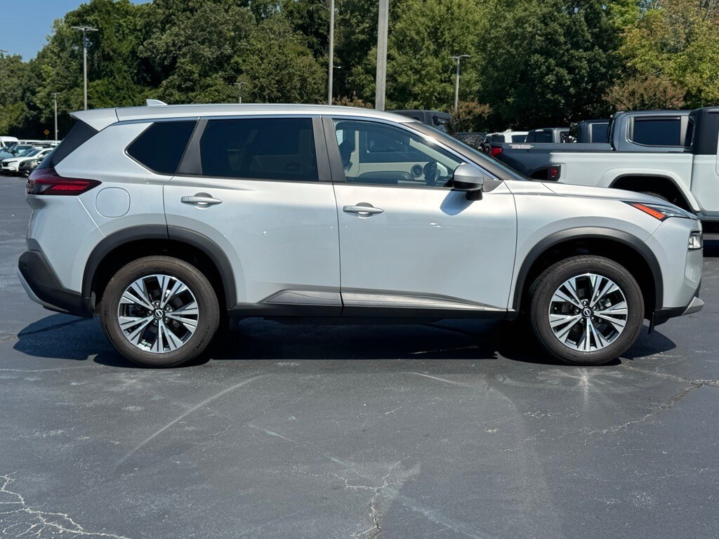 Used 2023 Nissan Rogue SV SUV