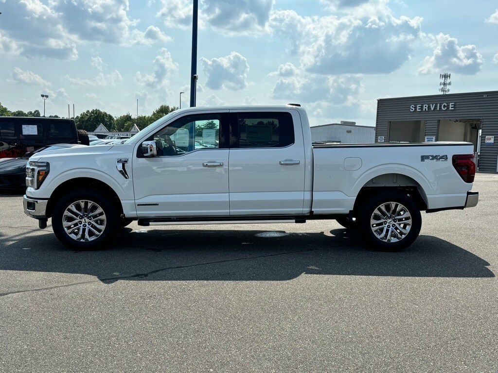 2025 Ford F-150 Lariat photo 3
