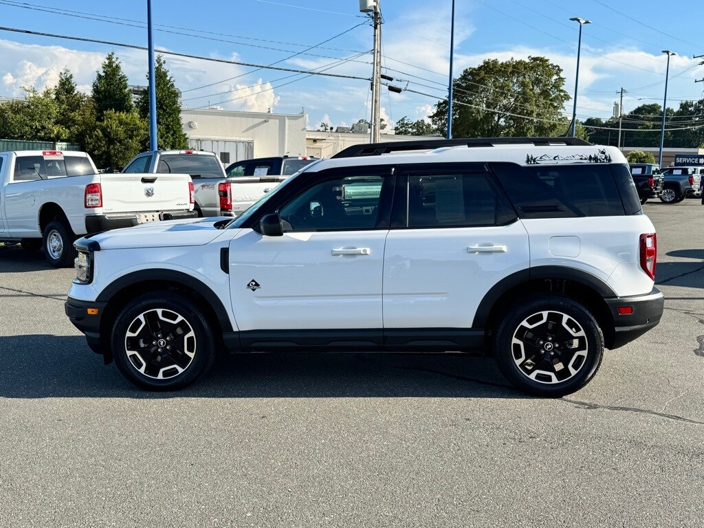 2023 Ford Bronco Sport Outer Banks photo 3