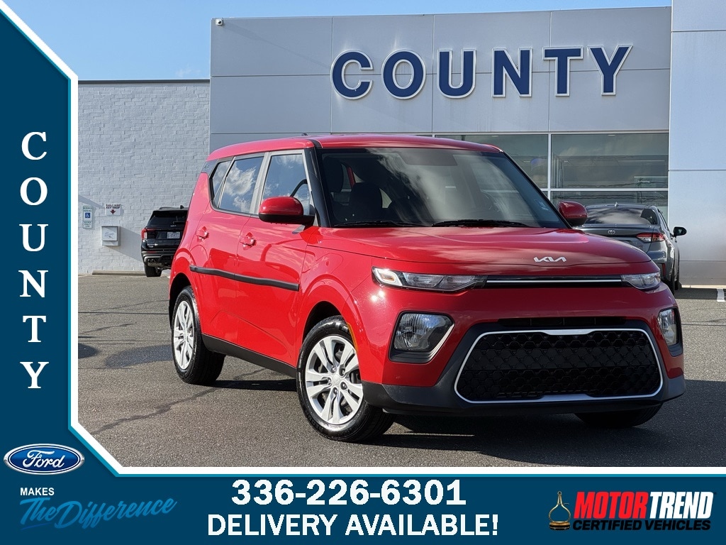 Used 2022 Kia Soul LX Hatchback