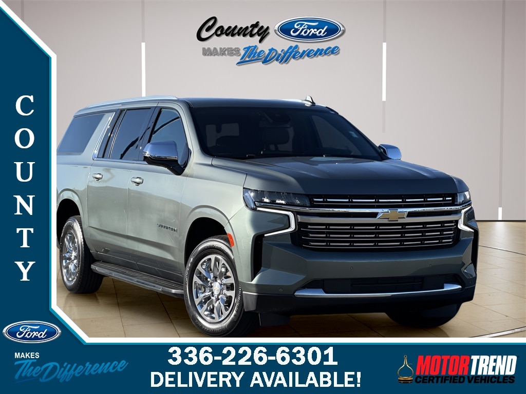 2023 Chevrolet Suburban Premier's photo