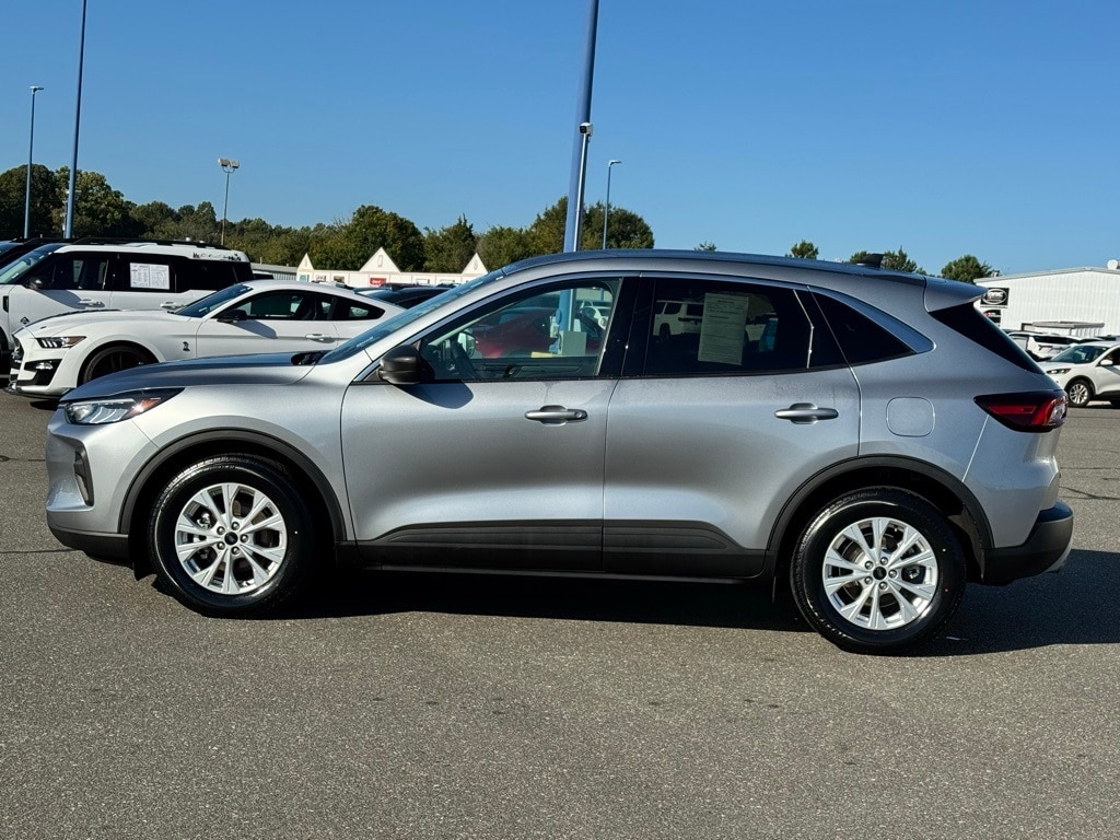 Used 2024 Ford Escape Active SUV