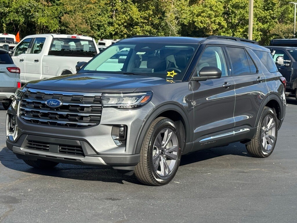 New 2025 Ford Explorer Active SUV