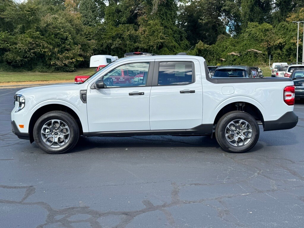 New 2025 Ford Maverick XLT Truck