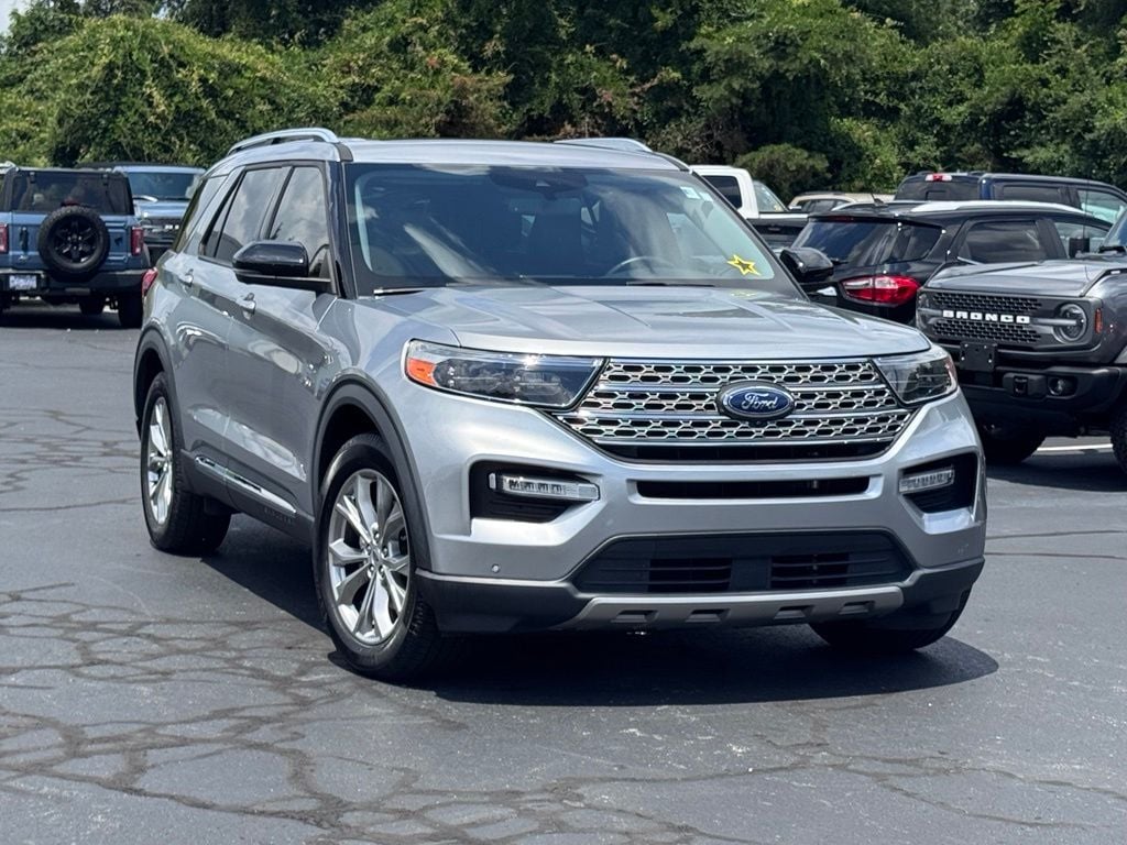 2022 Ford Explorer