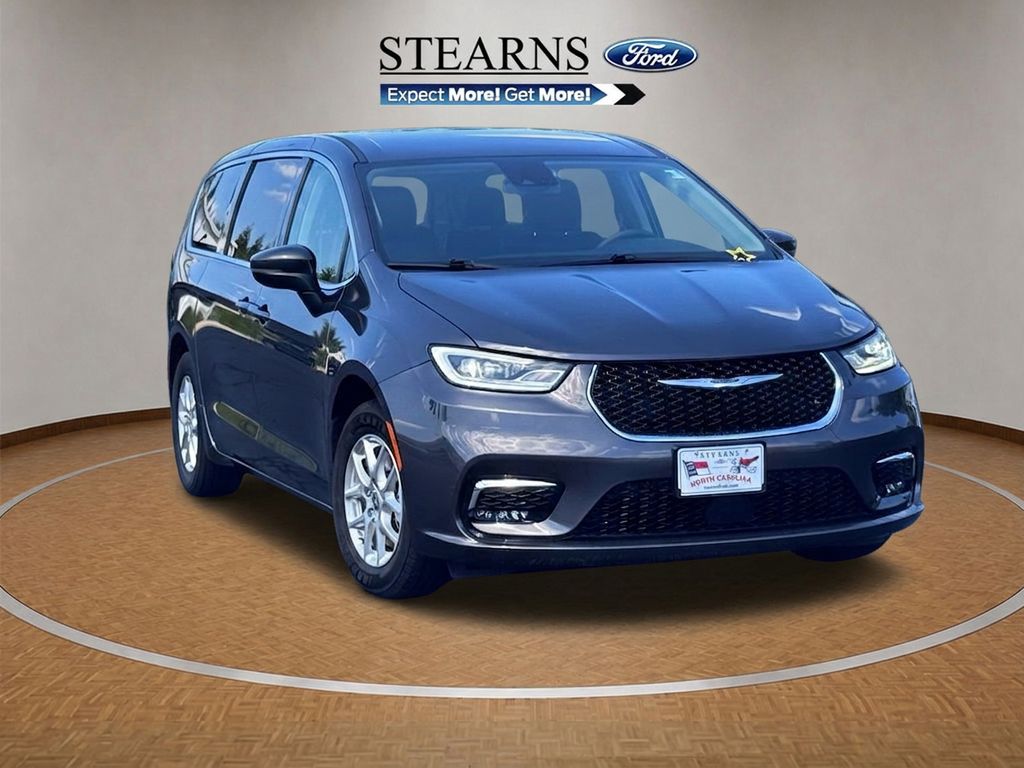 2023 Chrysler Pacifica