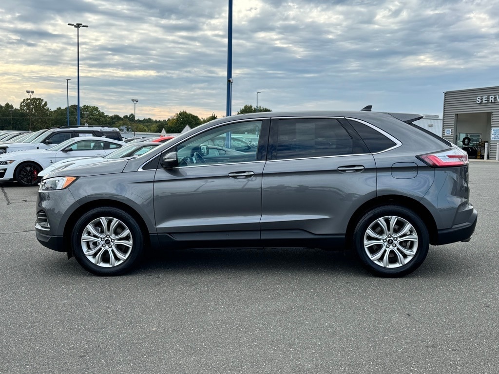 Used 2024 Ford Edge Titanium SUV