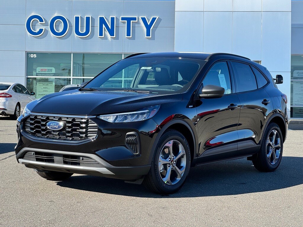 2025 Ford Escape ST-Line photo 2