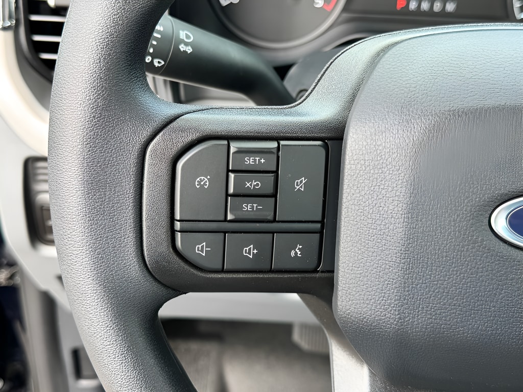 2025 Ford F-350 Super Duty XL - Photo 17