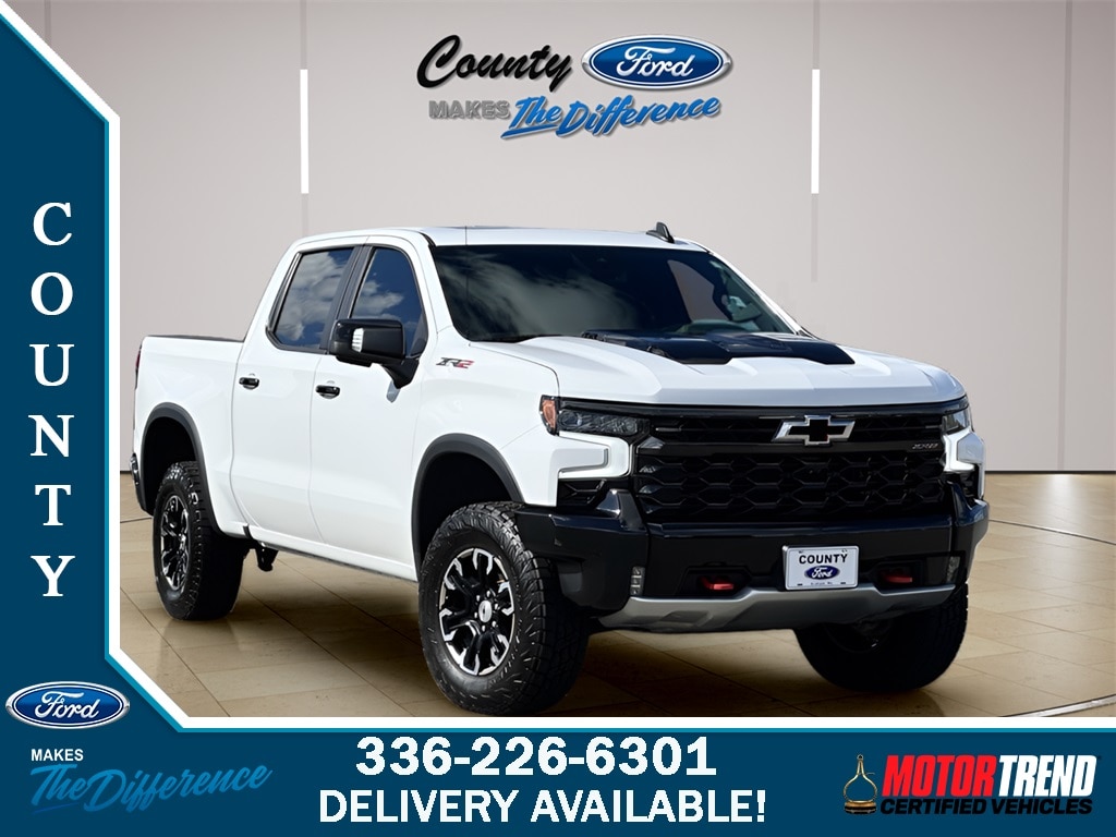 2022 Chevrolet Silverado 1500 ZR2's photo