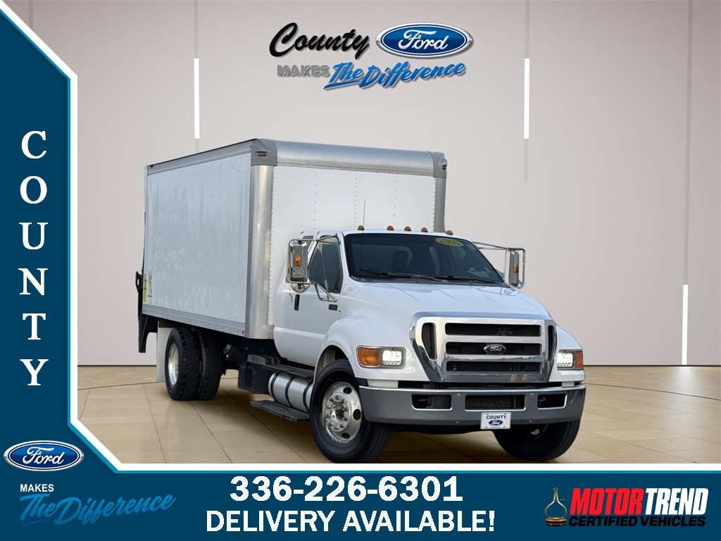 2011 Ford F-650's photo