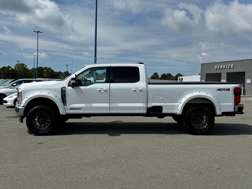 Used 2023 Ford F-250SD Lariat Truck