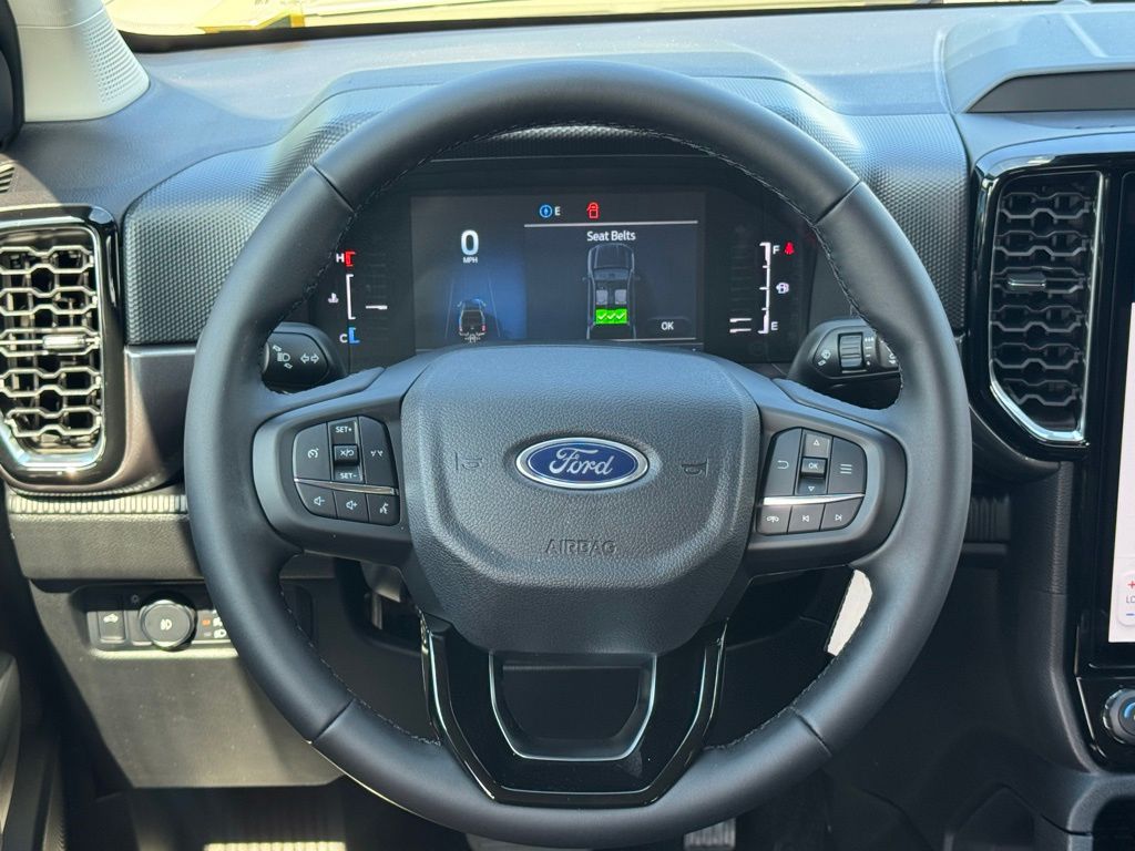 2025 Ford Ranger XLT - Photo 6